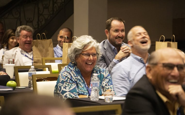 slideshow_attendees-laughing